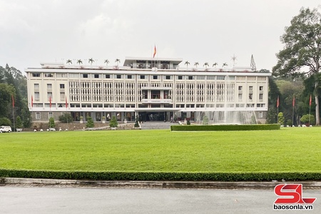 Sức bật tháng Tư