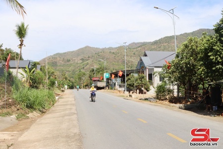 Thắp sáng vùng biên