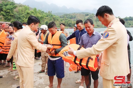 Đảm bảo an toàn giao thông đường thủy nội địa