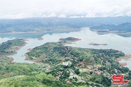 Quỳnh Nhai thực hiện tiêu chí thu nhập