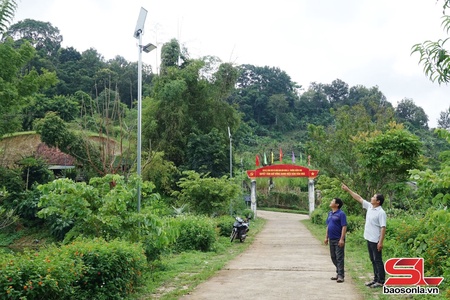 Chi bộ tiêu biểu trong học tập và làm theo Bác