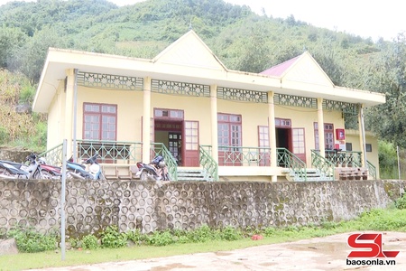 Xây dựng cơ sở hạ tầng vùng đồng bào dân tộc thiểu số