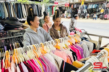 Thuận Châu phát triển thương mại, dịch vụ