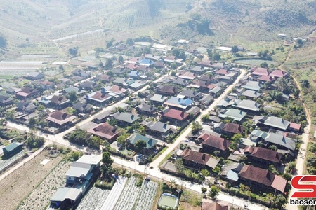 Về Quỳnh Phiêng