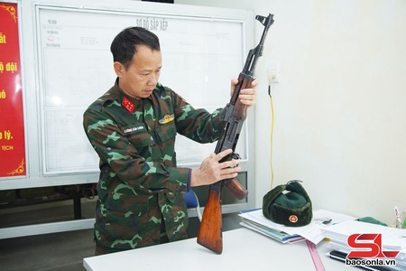 Xây dựng khu vực phòng thủ sát với thực tế địa phương