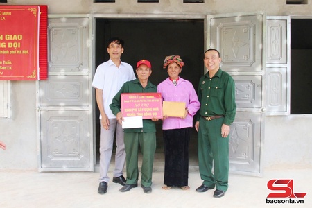 Ấm áp những ngôi nhà Nghĩa tình đồng đội