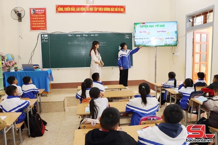 Chiềng Mung chuyển đổi số toàn diện trong giáo dục