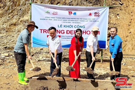 Khúc tráng ca tuổi trẻ