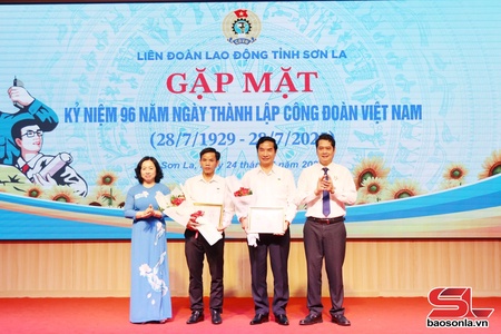 Lan tỏa việc học và làm theo Bác trong các cấp công đoàn