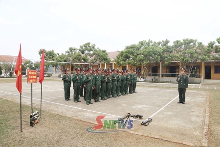 Xây dựng nền quốc phòng toàn dân, khu vực phòng thủ tỉnh vững chắc
