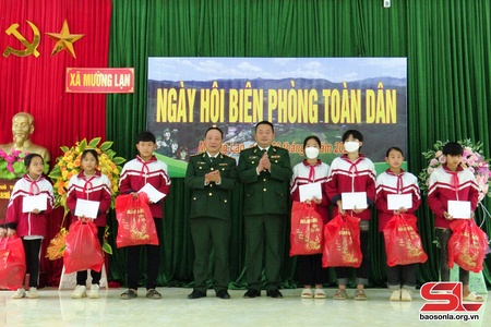 Ngày hội Biên phòng toàn dân tại xã Mường Lạn