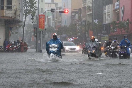 Trung Bộ, Tây Nguyên và Nam Bộ mưa lớn, nguy cơ lũ quét, sạt lở

