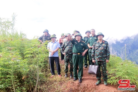 Kiểm tra công tác chuẩn bị diễn tập khu vực phòng thủ huyện Quỳnh Nhai
