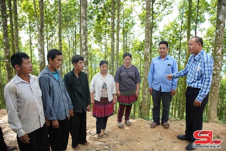 Nâng cao chất lượng đội ngũ báo cáo viên, tuyên truyền viên