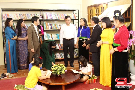 Ra mắt mô hình “Ngôi nhà trí tuệ” 