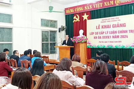 Phù Yên khai giảng lớp sơ cấp lý luận chính trị khóa XXXV.1 năm 2024