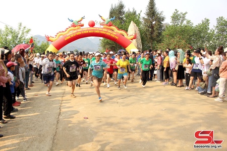 Hơn 1.000 vận động viên tham gia Giải chạy Olympic 