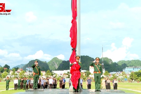 Nhân dân Sơn La xúc động theo dõi lễ viếng đồng chí Tổng Bí thư Nguyễn Phú Trọng