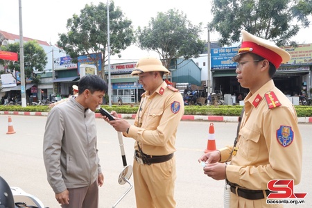 Sốp Cộp bảo đảm trật tự an toàn giao thông