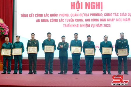 Hội nghị tổng kết công tác quốc phòng – quân sự địa phương