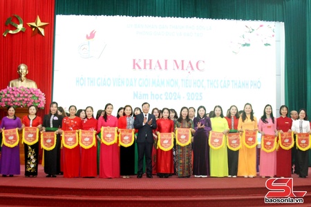 Khai mạc Hội thi giáo viên dạy giỏi cấp Thành phố năm học 2024-2025