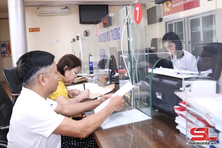 Hướng đến sự hài lòng của tổ chức và nhân dân