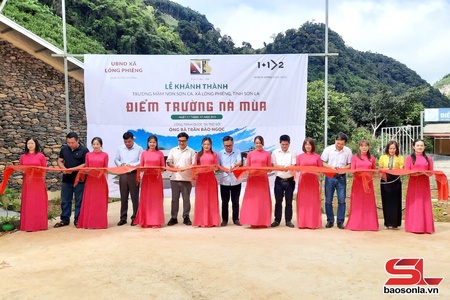 Khánh thành công trình điểm trường mầm non Nà Mùa