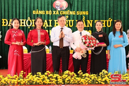  Xây dựng xã Chiềng Sung đạt chuẩn nông thôn mới
