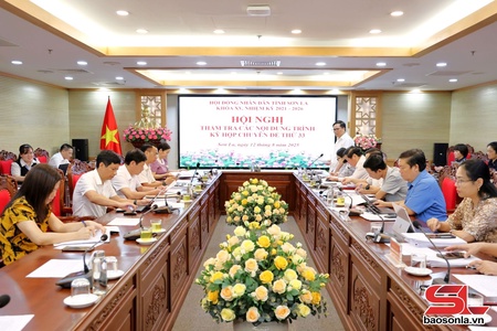 Ban Kinh tế - Ngân sách thẩm tra các nội dung trình Kỳ họp chuyên đề thứ 33
