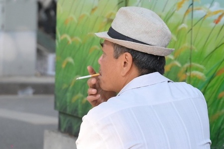 Cải cách thuế thuốc lá sẽ giúp 2,1 triệu người bỏ hoặc không hút thuốc
