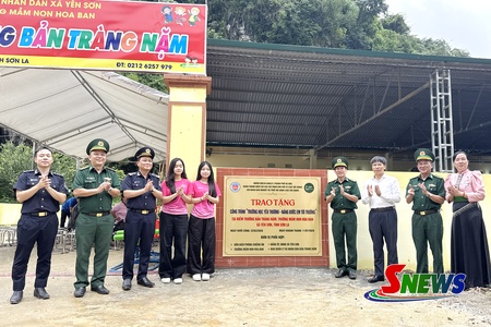 Khánh thành lớp học và điện chiếu sáng tại xã Yên Sơn