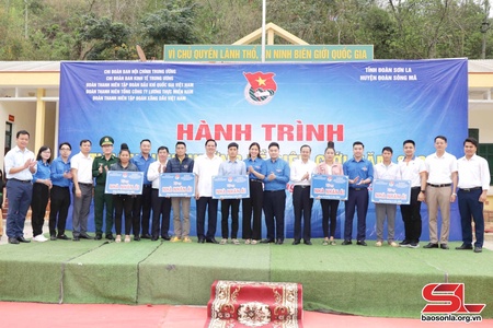 Hành trình thanh niên hướng về biên giới