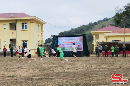 Football tournament celebrates 80th anniversary of Vietnam People's Army 