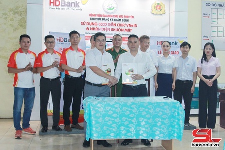 Muôz zok sir zôngv tsưr ziv Kiosk Medipay trâu Tsêr kho moz ntâu khoa thax tsav Phù Yên
