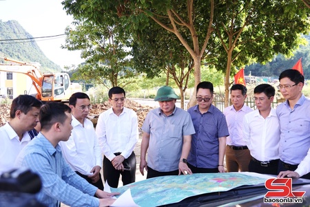 Standing Deputy Secretary of provincial Party Committee works with Muong Khieng, Muoi Noi, and Chieng La communes