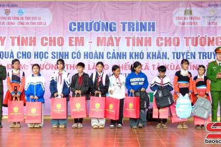  Chương trình "Máy tính hảư nọng - Máy tính hảư đơi kìn dú lằng lun"