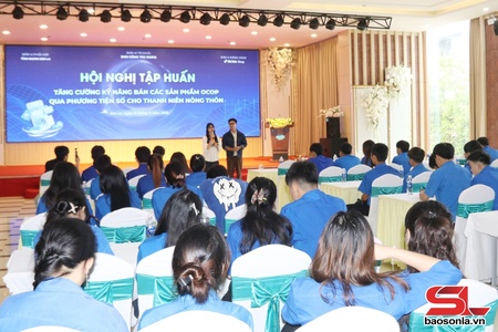 Nho sùng luông hụ chang ma tang số khài chương OCOP hảư thanh niên phổng bản na