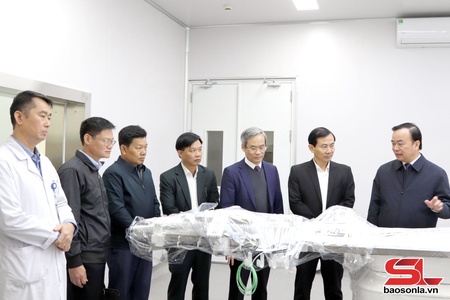 Nho cấp hươn da Đa khoa tỉnh cựt pên hươn dà nháư sưa nẳng cuồng phổng