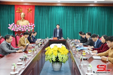 Cơưv Ban Chox car huôv tsar khoa học, công nghệ, hlôngr yiaz xav tơưv thiaz hlôngr đổi số