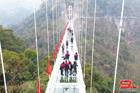 Son La province welcomes 5.3 million tourists in 2025