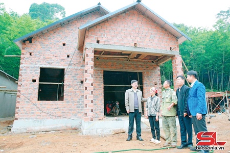 Lóng Sập choi dừa tẳng tánh 14 đàng hươn piến hươn khát pé