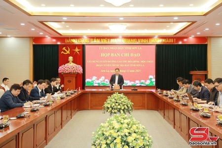  Tủm pua chấp năm dự án tang xè len văn Hòa Bình - Mộc Châu