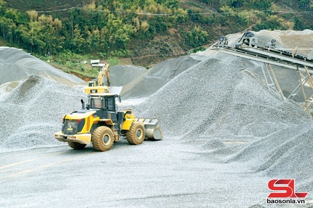 Revenue from minerals exceeds 155 billion VND