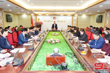 Chiên páo Quyết định phê duyệt nhẳn danh nang quam tênh lài nả vịa khòng tỉnh