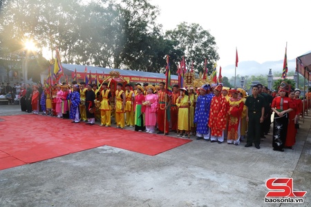 Incense Offering Festival 2026 at Hai Ba Trung Temple held