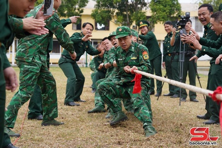 Ban Chỉ huy BĐBP tỉnh khày ók pộp bốn sường 95 pì Mự tẳng có Đoàn TNCS Hồ Chí Minh