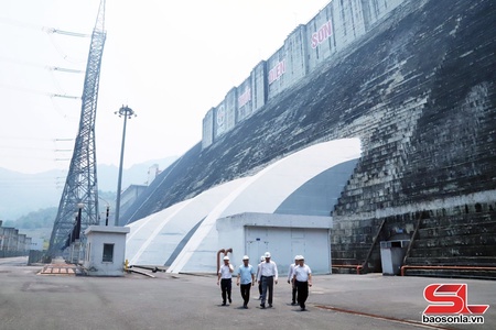 Paz côngz xưv ntơưv Bộ Công Thương cxênhz hâux lưv lês têx dự án ntơưv Công ty điện đêx Sơn La