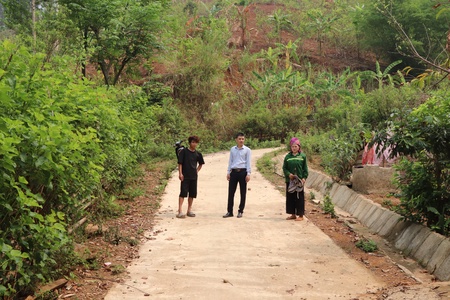  Muong La focuses on investment in rural infrastructure