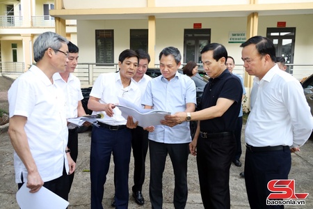 Provincial leaders inspect implementation of Son La General Hospital's second facility project