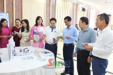 Son La enhances governance, digital transformation capacity for agricultural cooperatives